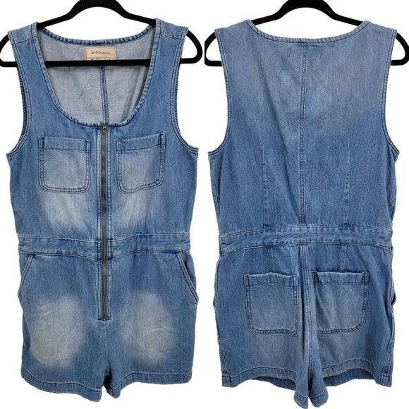 BCBGeneration Denim Romper S Light Wash Jean Shorts Sleeveless Zip Rockabilly - Picture 1 of 13